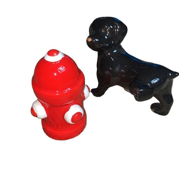 Pier 1 imports salt and pepper shaker set dog and hydrant - Picture 1 of 3
